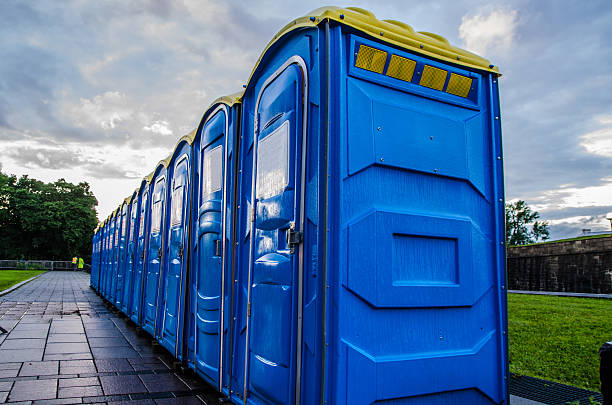 Portable Toilet Options We Offer in Chillicothe, MO